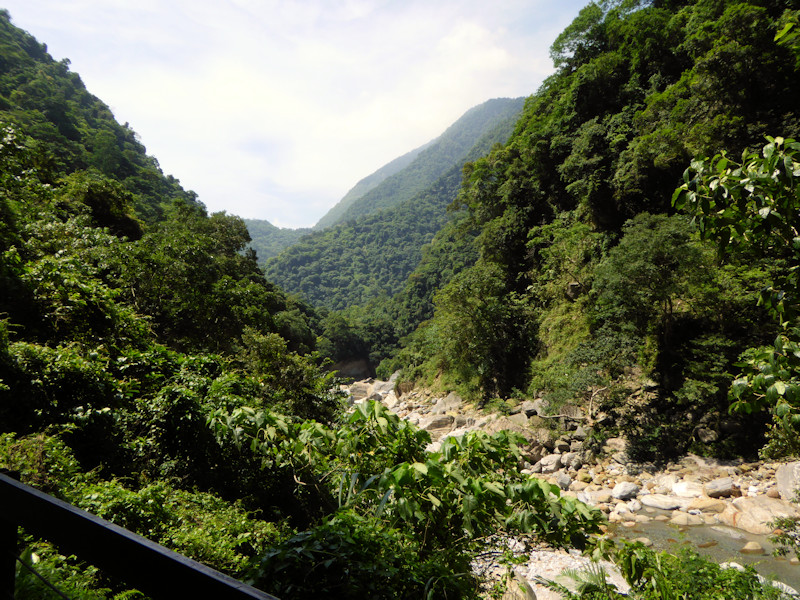 Shakadang trail